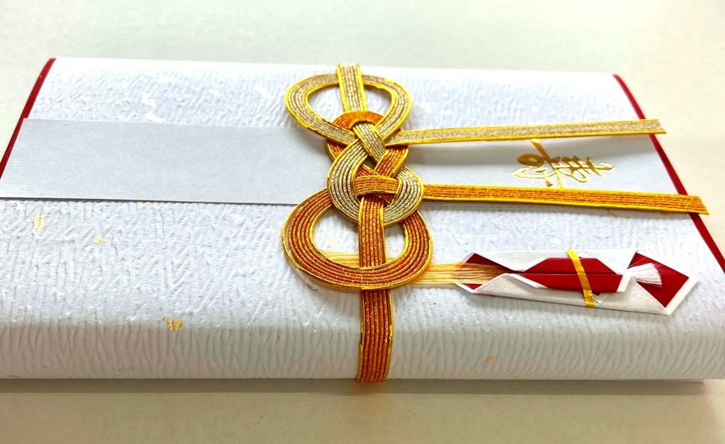 ご祝儀箱　洋桐　めがねあわじ　厚みがわかる